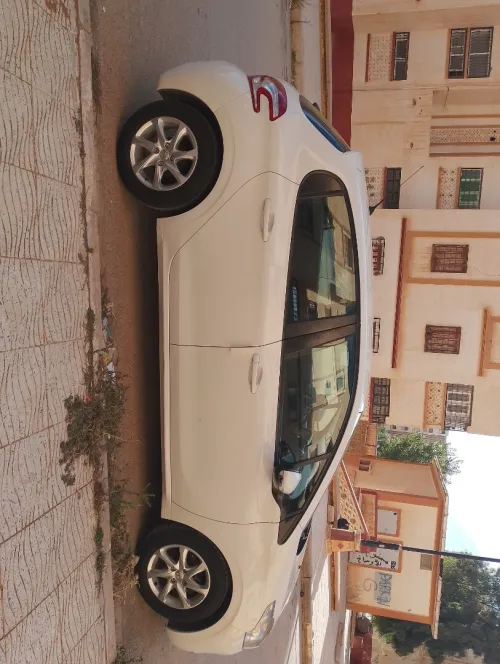 Peugeot 208 2015 Allure Facelift