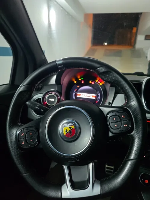 Fiat 500 2022 Abarth