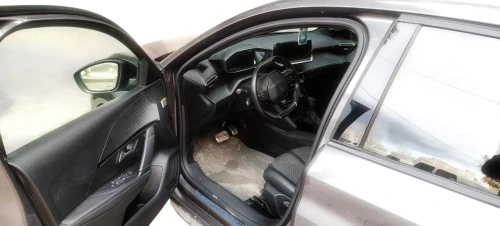 Peugeot 208 2023 GT