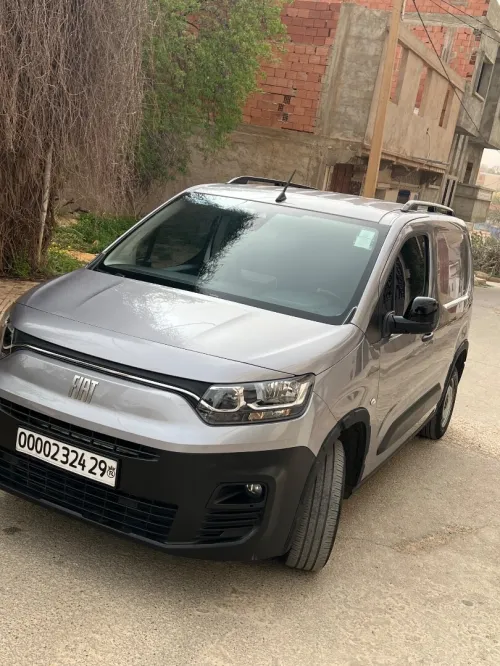Fiat Doblo 2024 Italien