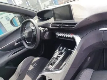 Peugeot 3008 2023 Active Pack