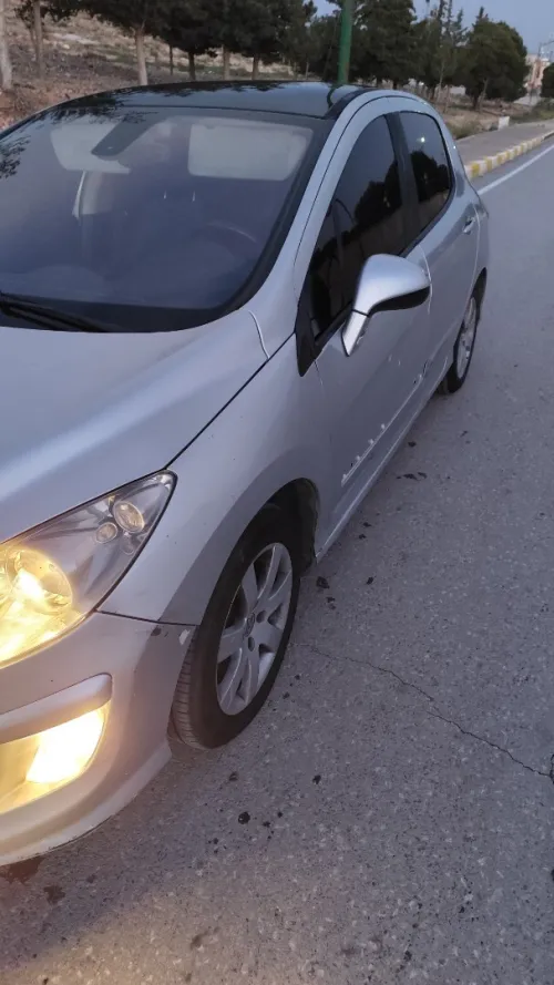 Peugeot 308 2011 