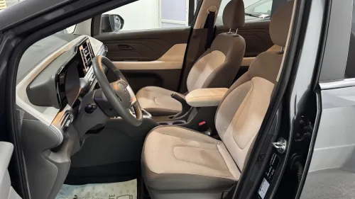 Hyundai Stragazer 2024 7 places