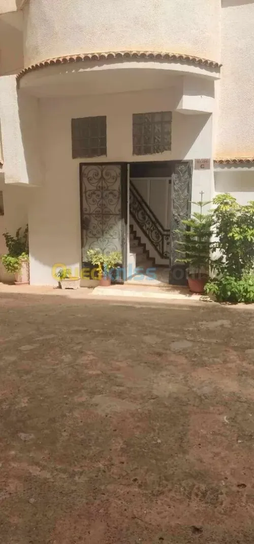 Location Appartement Niveau de villa F3 Tipaza Ain tagourait