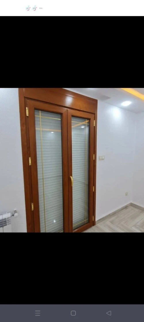 Aluminium b77 ET PVC fabrication de fenêtre et porte bonne qualité  bonne qualité