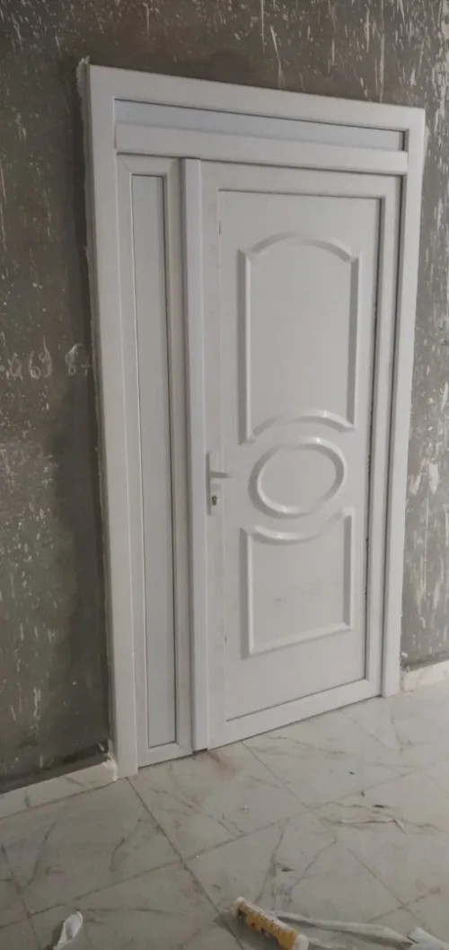 Fenêtre aluminium et PVC avec moustiquaire namour