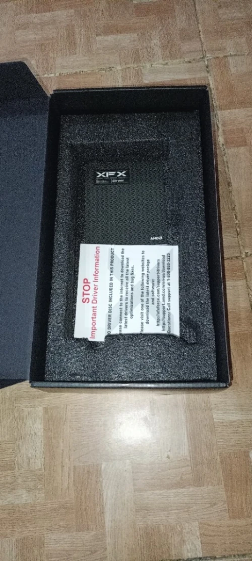 Rx 6600xt 8gb gddr6 xfx swft 210 edition tres bon etat