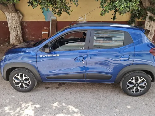 Raunaut Kwid 2023 9