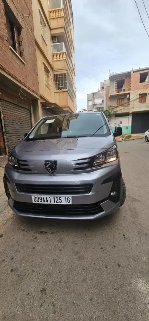 Peugeot Expert 2025 