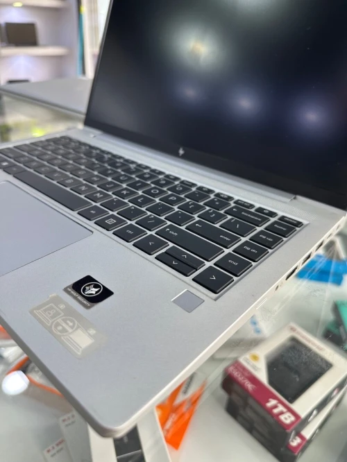HP ELITEBOOK 645 G9 RYZEN 5 Pro 5675U 16GB RAM 256SSD / 512SSD NVME 14 FHD IPS