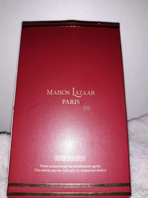parfum rouge maison lazare 