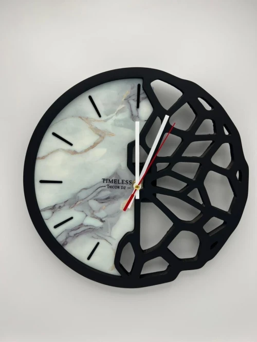 Horloge artisanale