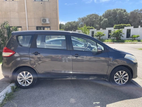 Suzuki Ertiga 2015 