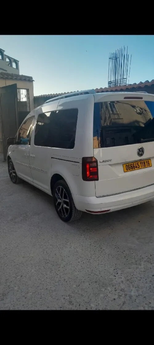 Volkswagen Caddy 2018 Highline