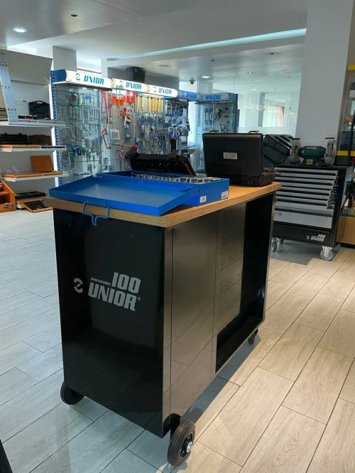 Servante D'Atelier Unior 100% européenne 