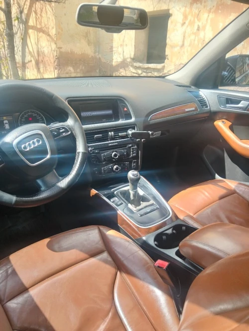 Audi Q5 2012 Off Road