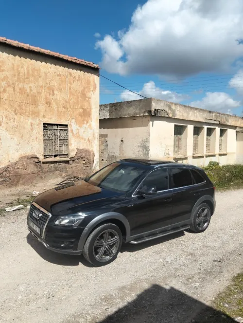 Audi Q5 2012 Off Road