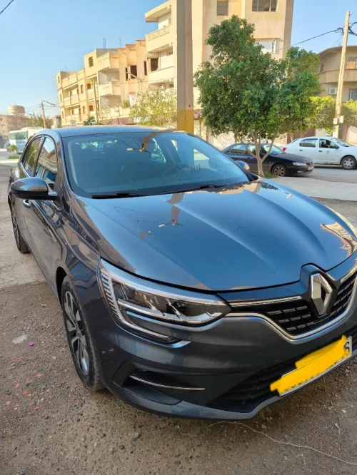 Renault Megane 4  2023 