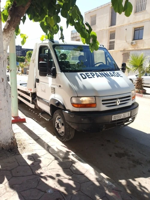 Camion dépannage Renault 2003