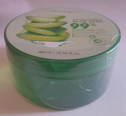 جل الصبار (ALOE VERA) المرطب والمهدئ من إندو بيوتي (Endow Beauty)، ويحتوي على 99% من مستخلص الصبار.