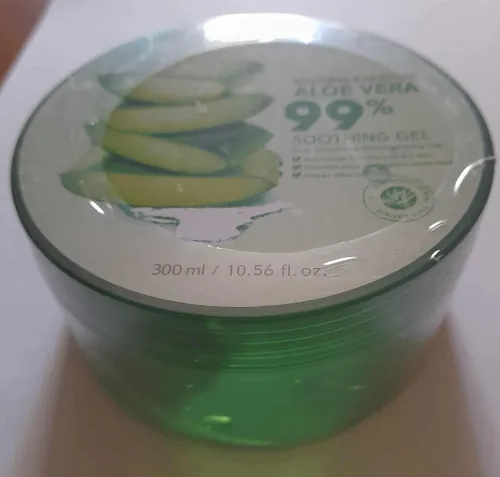 جل الصبار (ALOE VERA) المرطب والمهدئ من إندو بيوتي (Endow Beauty)، ويحتوي على 99% من مستخلص الصبار.