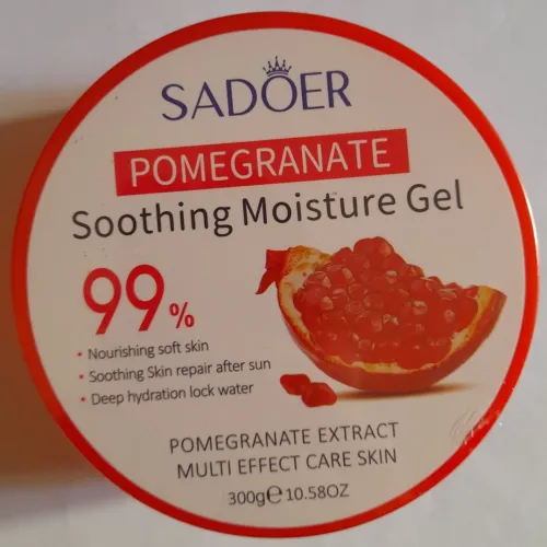 جل سادور بخلاصة الرمان (SADOER POMEGRANATE SOOTHING MOISTURE GEL)، 99%