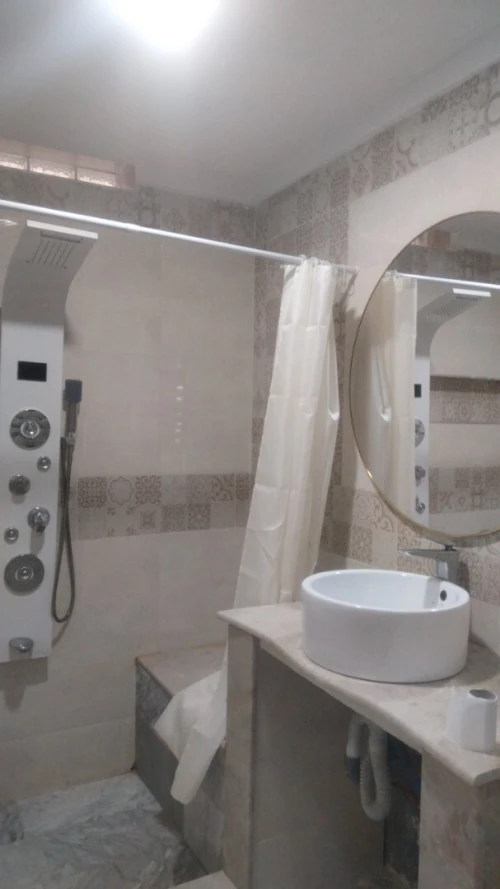 Location Appartement Niveau de villa F5 Alger Dely brahim