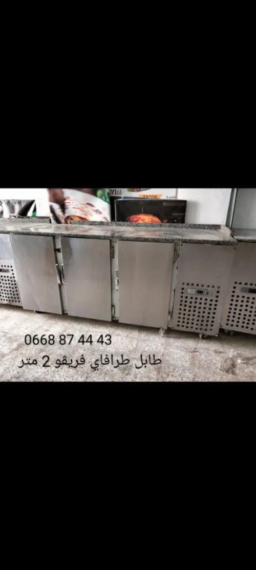 Table travail pour fastfood 