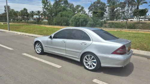 Mercedes Classe C 2005 