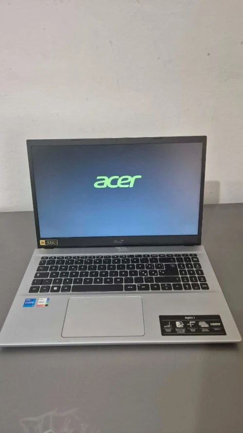 ACER ASPIRE 3 INTLE i5-1235U 1.30 GHz 16g ddr4 512 ssd nvme 15.6"