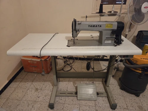 machine à coudre YAMATA