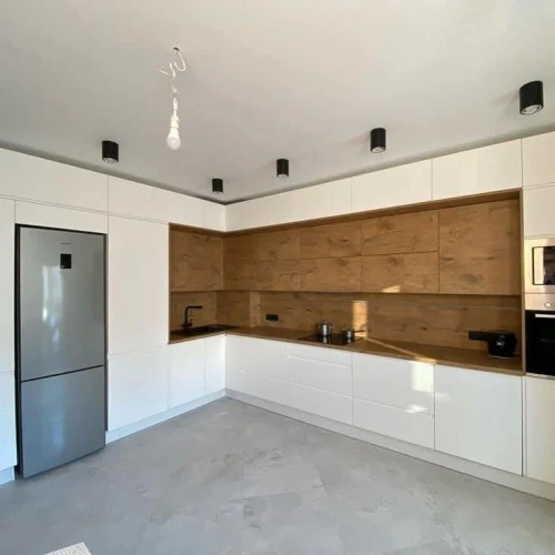 Fabrication Cuisine Équipée sur mesure (Atelier directement )