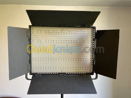 LED studio projecteur CN-1200CSA LED STUDIO LIGHTING