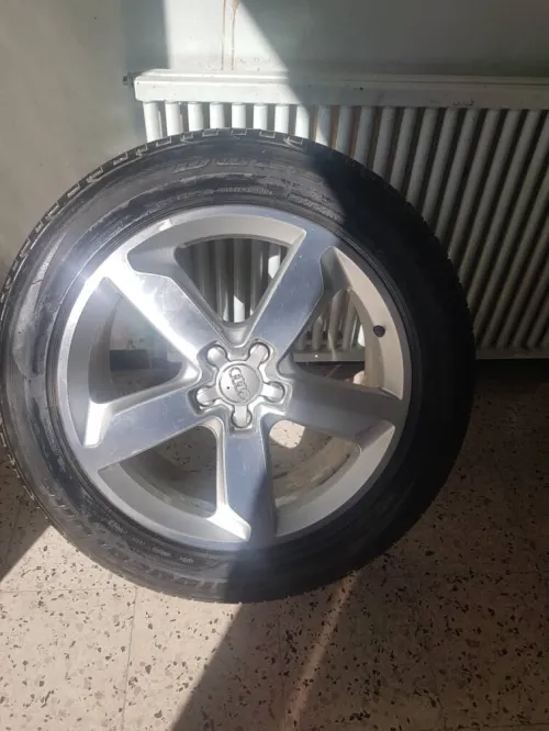 4 jantes audi 235/55 R19