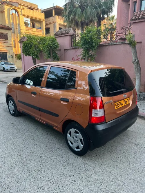 Kia Picanto 2006 La bazze