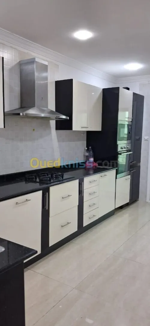 Location Appartement F4 Annaba Annaba