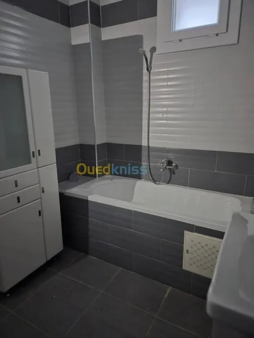 Location Appartement F4 Annaba Annaba