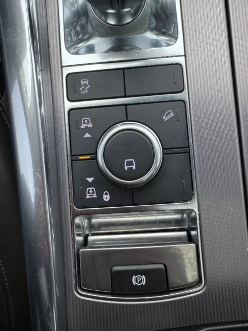 Land Rover Rang Rover 2019 P300