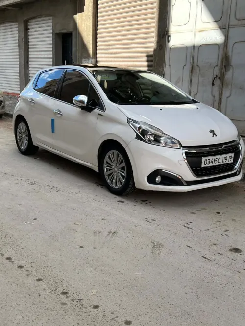 Peugeot 208 2019 Allure Facelift