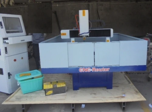 Fraiseuse CNC pour moules et gravure