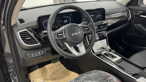 Kia Seltos 2025 Luxuri