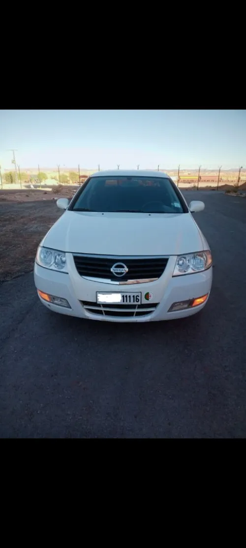 Nissan Sunny 2011 B 10