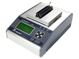 Programmateur universel + 50 adaptateurs