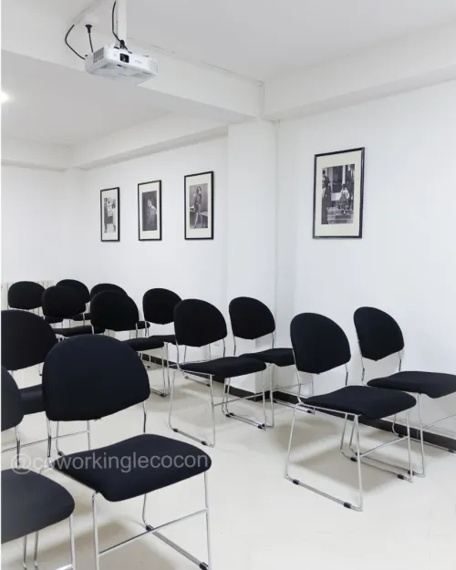 Coworking space/domiciliation/salle de réunion/salle de formation/salle de conférence