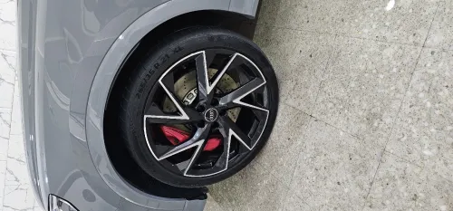 Audi RS3 Sportback 2024 RsQ3