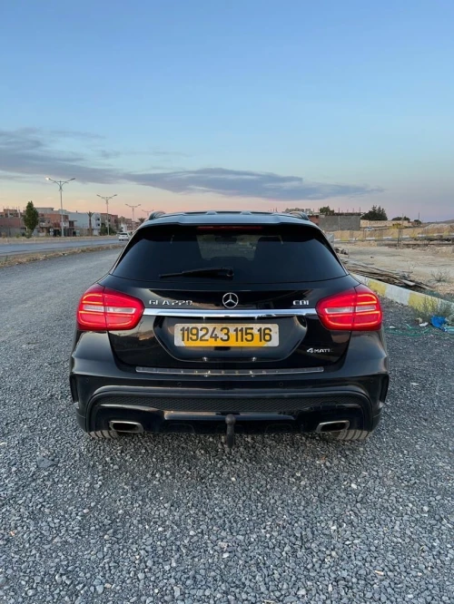 Mercedes GLA 2015 GLA