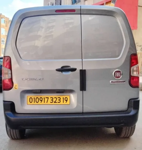Fiat Doblo 2023 Italie