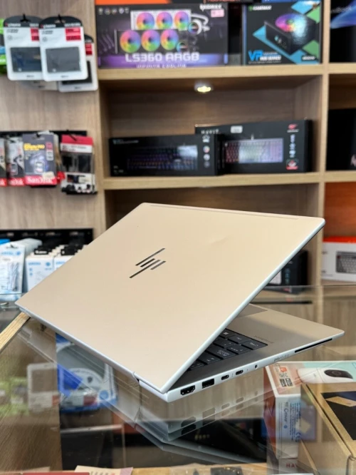 HP ELITEBOOK 6 G1i 14 ULTRA 5 255U 16GB 512GB ÉCRAN 14" FHD