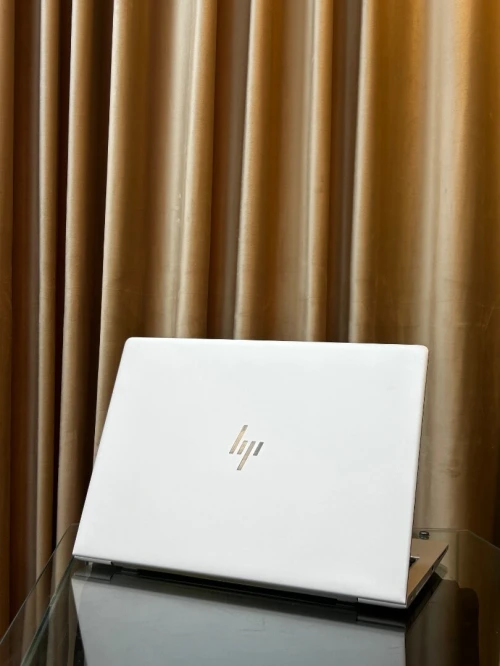HP ELITEBOOK 840 G8 i5-1135G7 16GB 512GB ÉCRAN 14"FHD