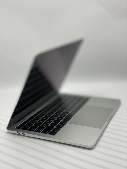 MacBook Pro 2017 TouchBar i5 16GB 256GB 